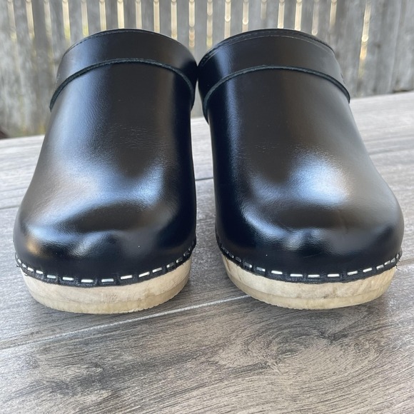 Maguba Sweden Clogs Women 9.5 EU 40 Black Leather Wooden Heel Platform Slip On - Picture 3 of 15